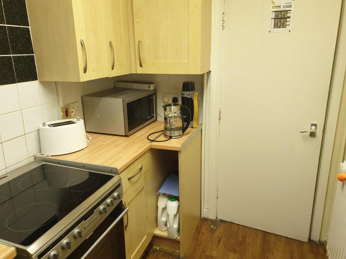 Splendid 4Bedrooms Shared Home 맨체스터 외부 사진