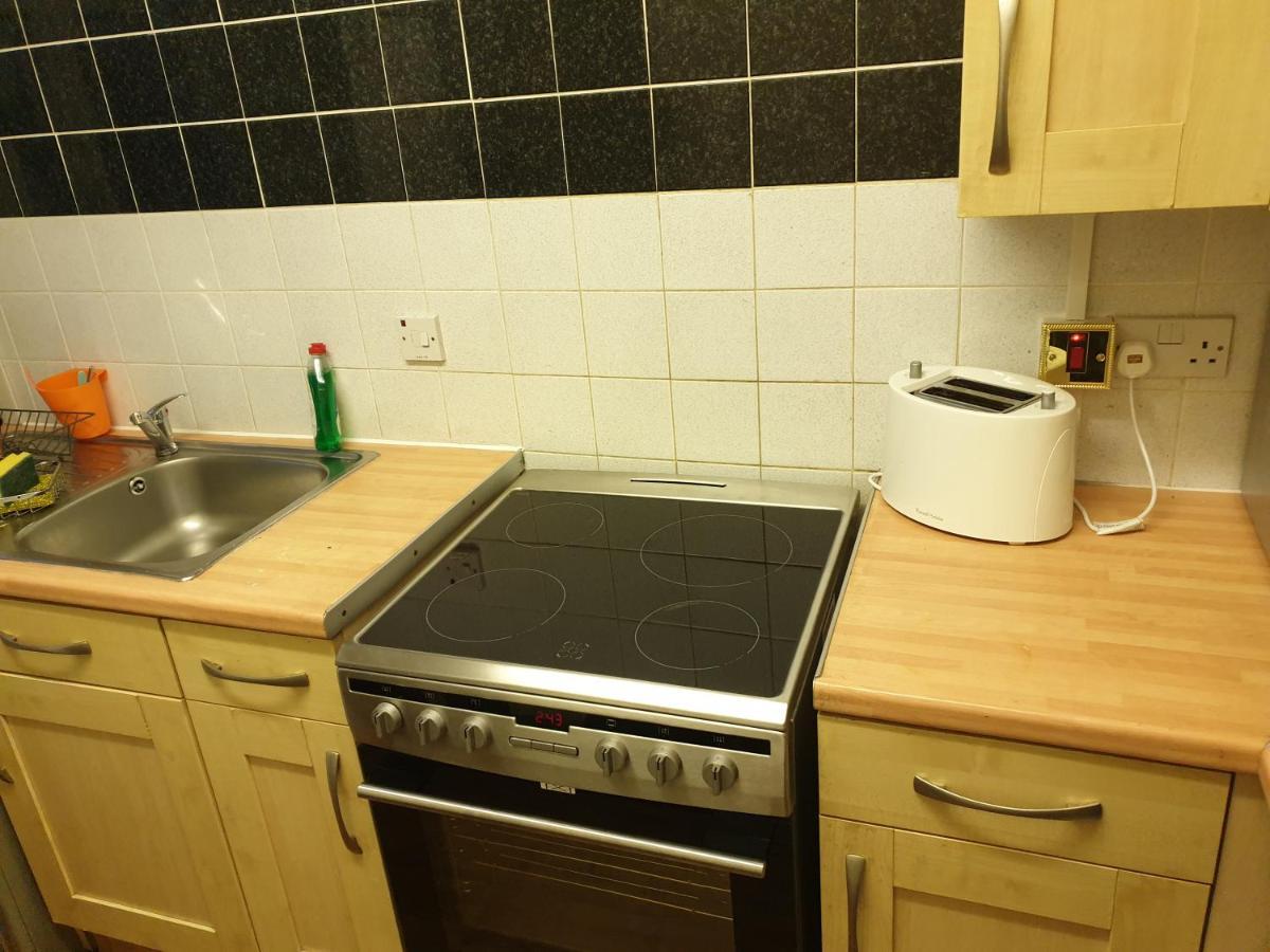 Splendid 4Bedrooms Shared Home 맨체스터 외부 사진