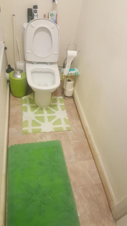 Splendid 4Bedrooms Shared Home 맨체스터 외부 사진